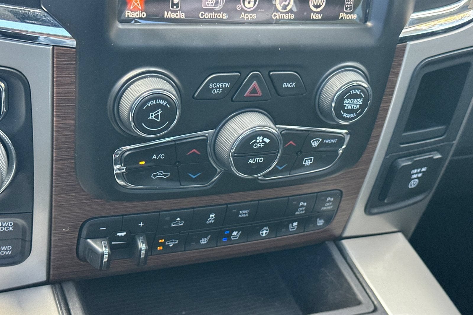 2015 RAM 1500 Laramie
