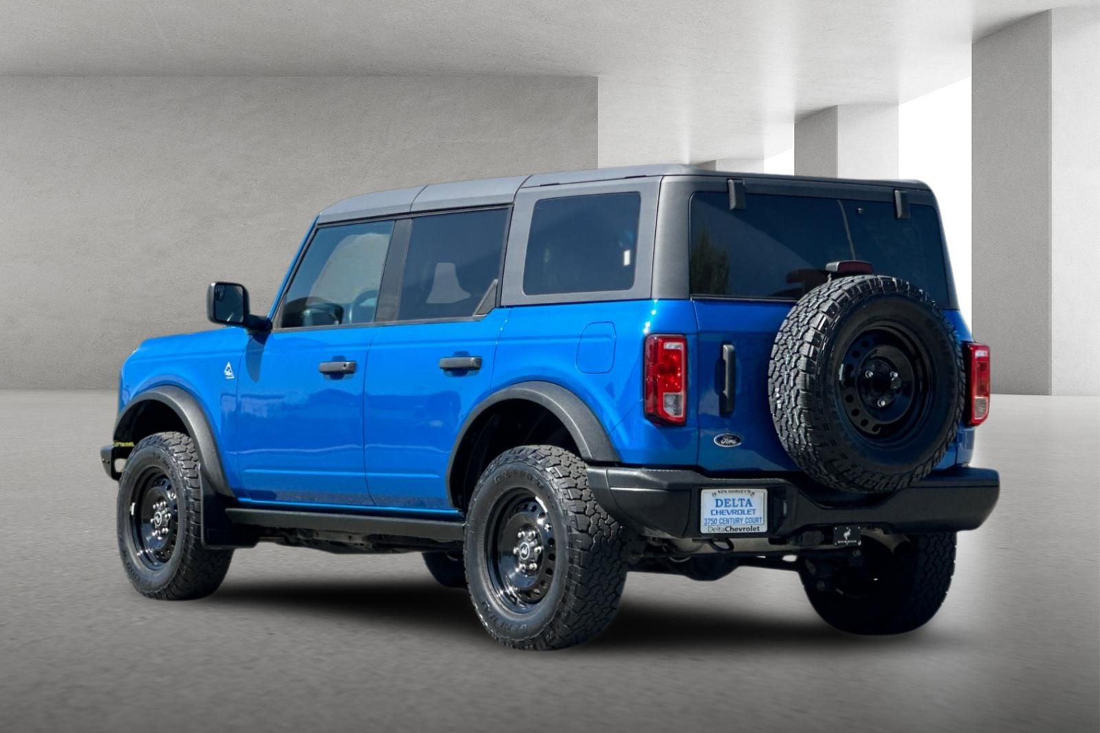 2022 Ford Bronco Base