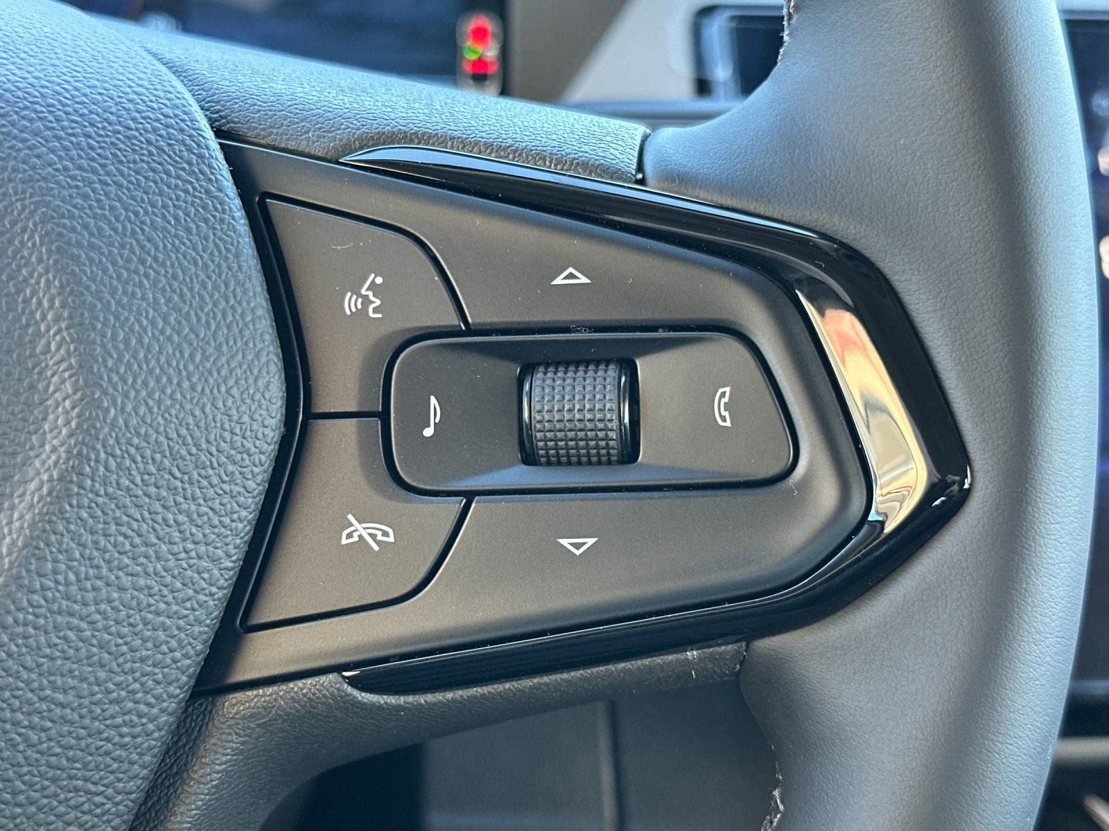 2027 Chevrolet Bolt EV LT