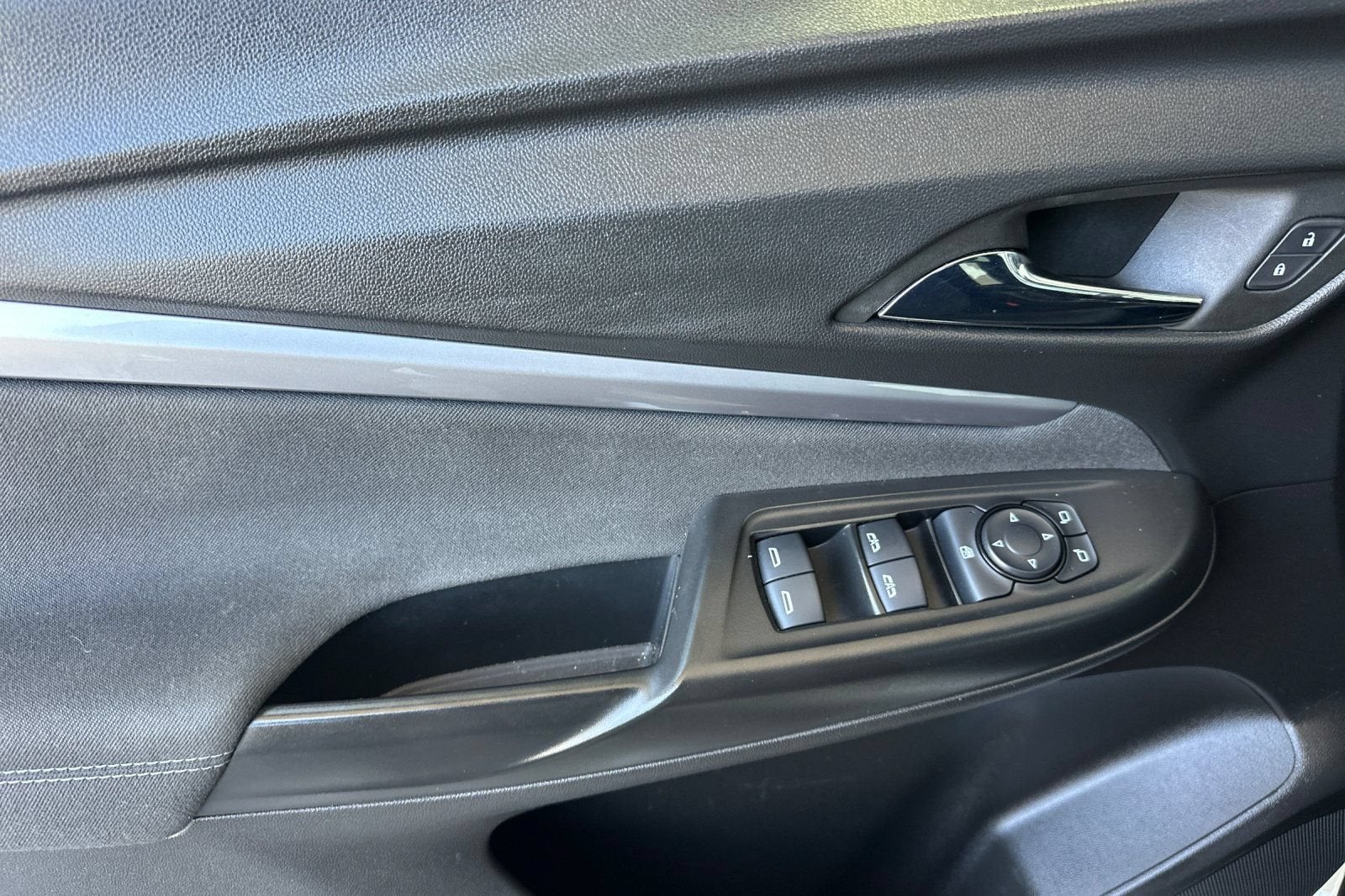 2023 Chevrolet Bolt EUV LT