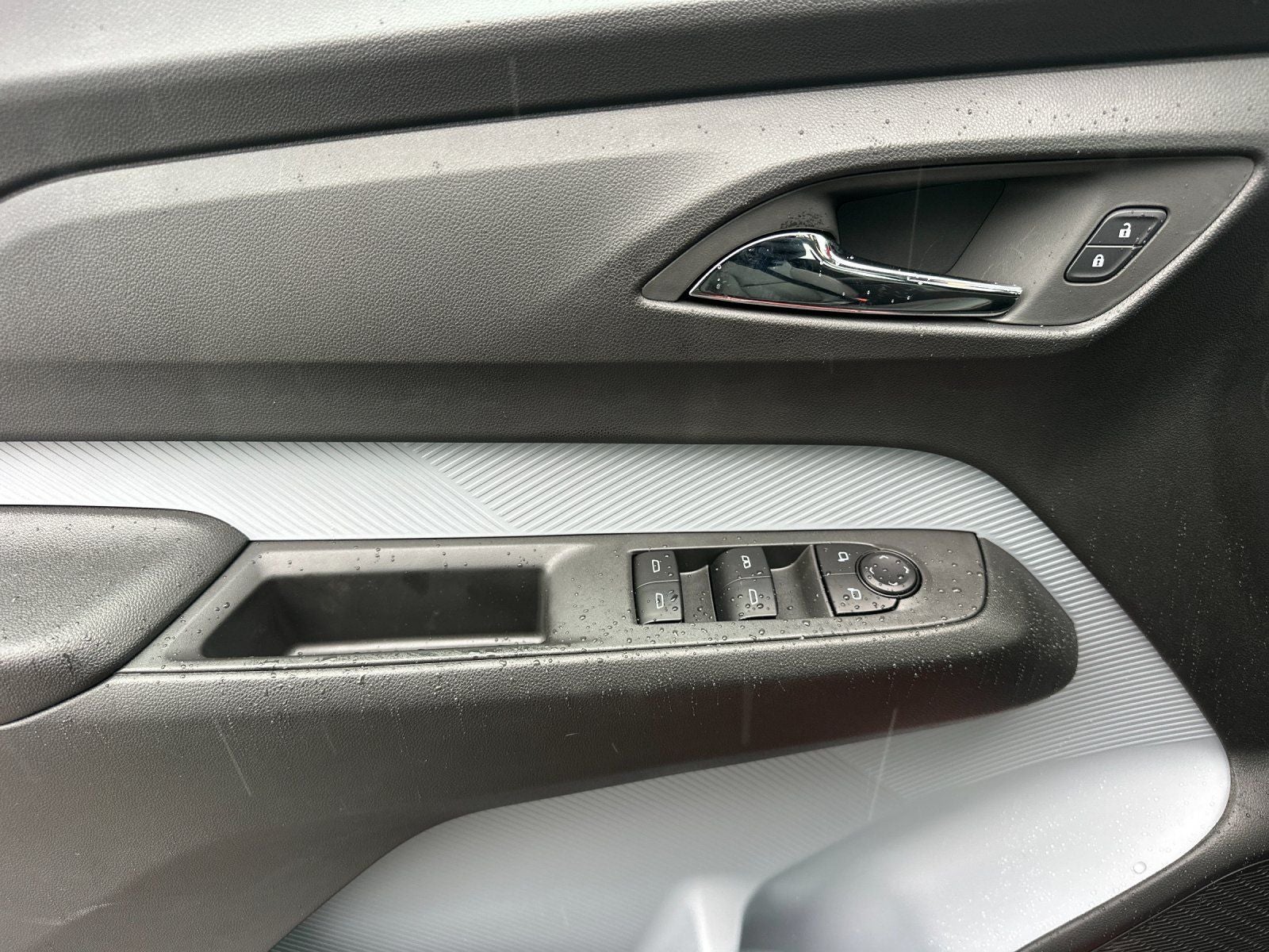 2027 Chevrolet Bolt EV RS