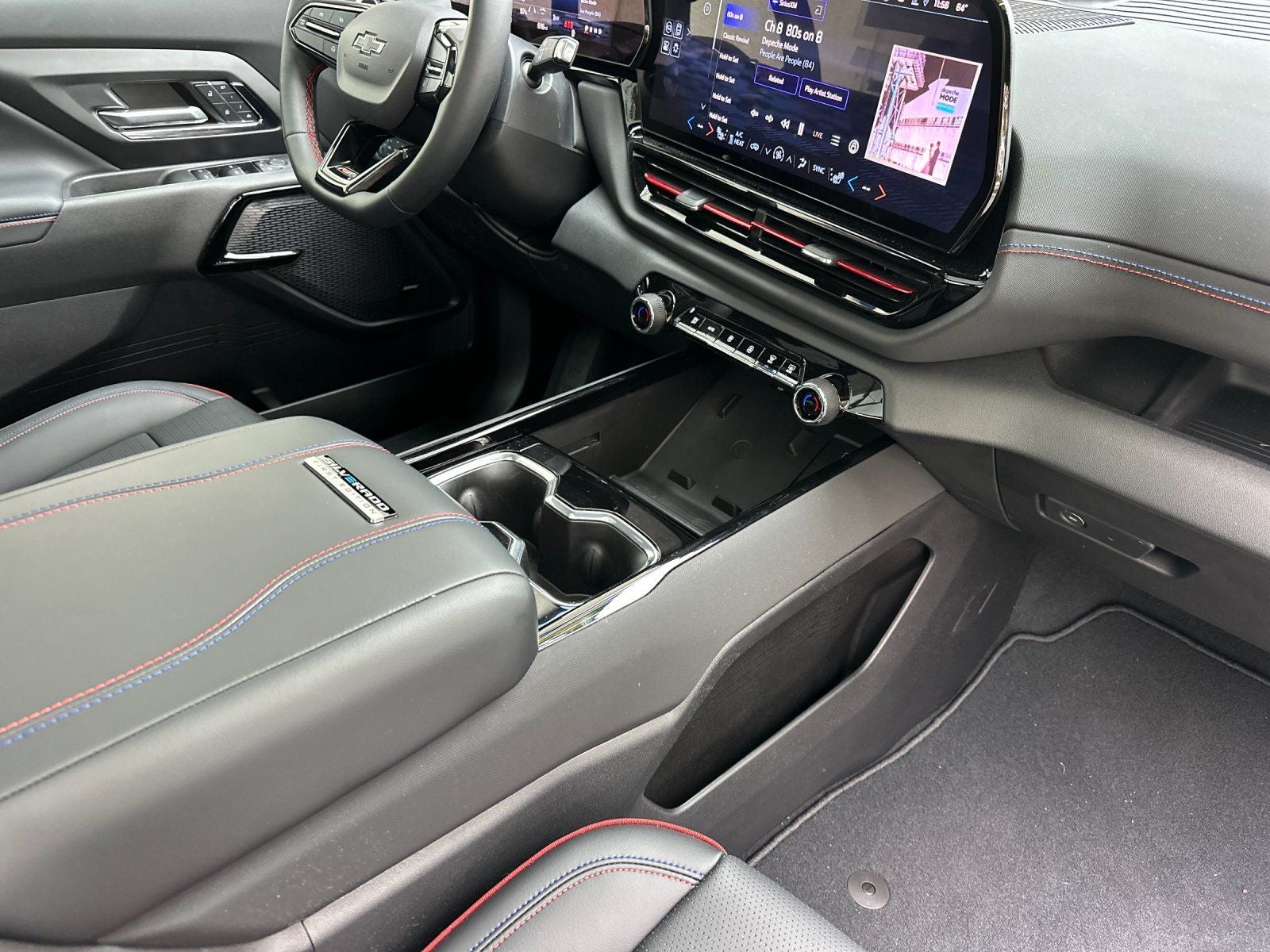 2024 Chevrolet Silverado EV RST