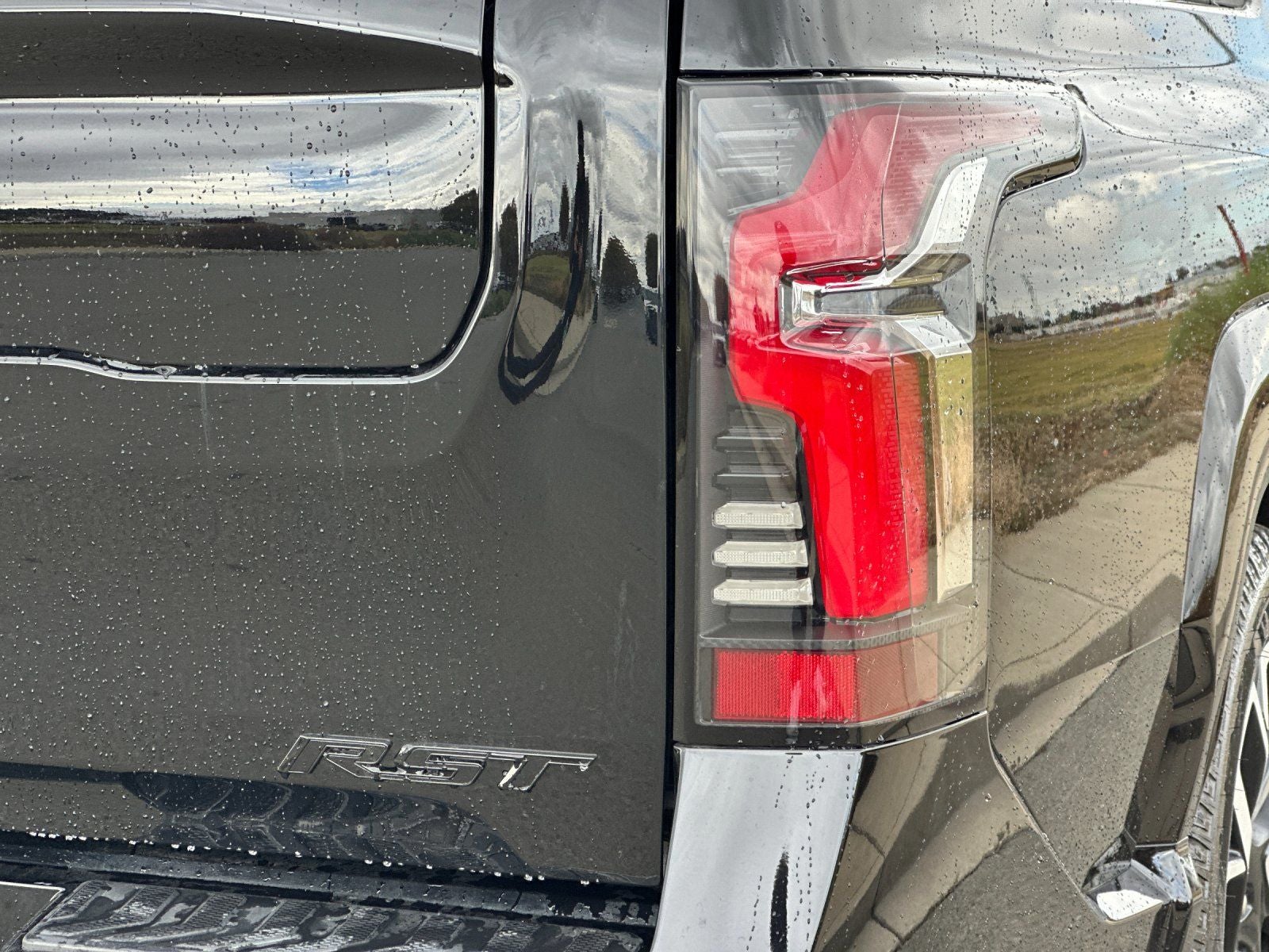 2024 Chevrolet Silverado EV RST