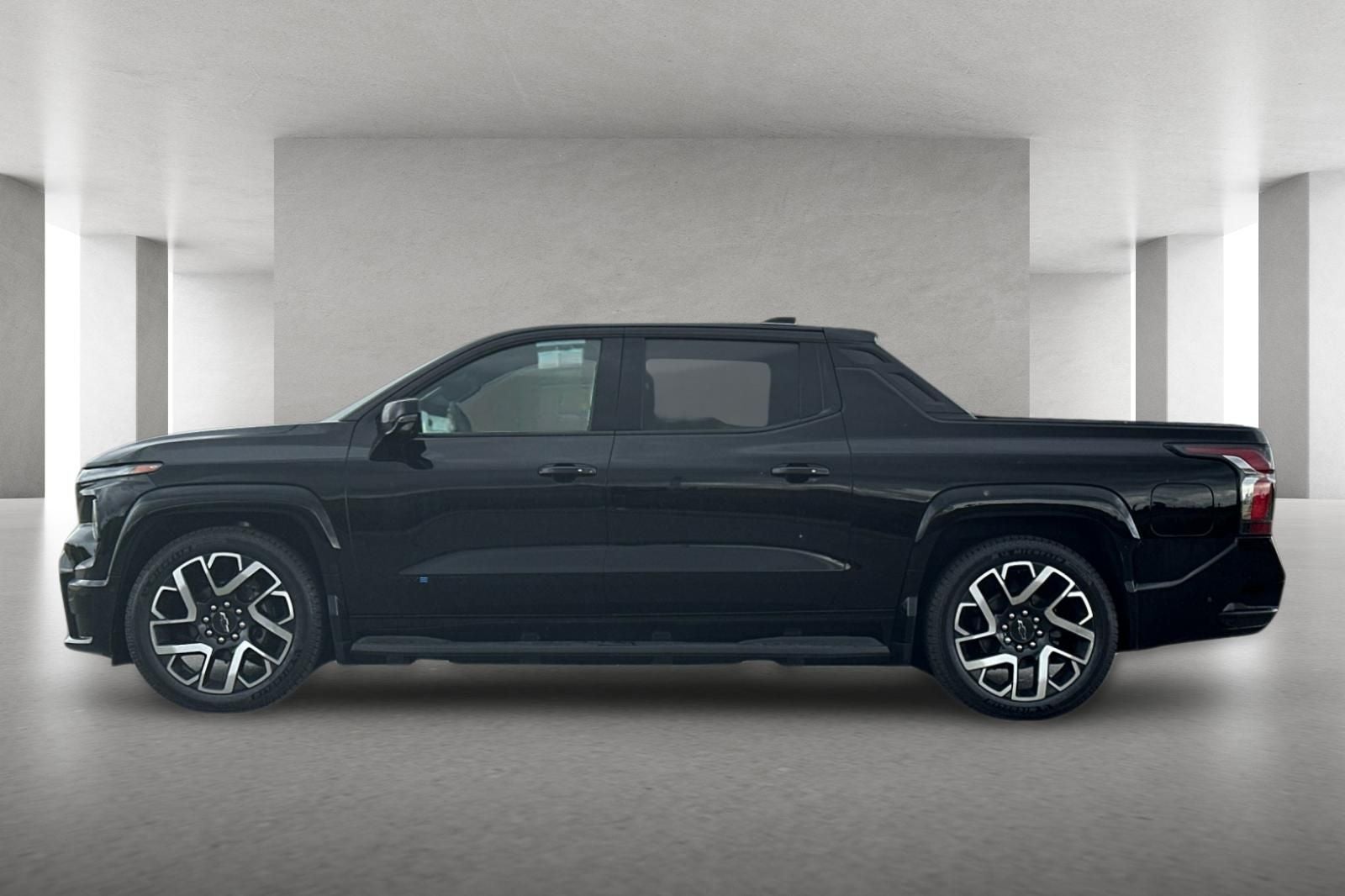 2024 Chevrolet Silverado EV RST
