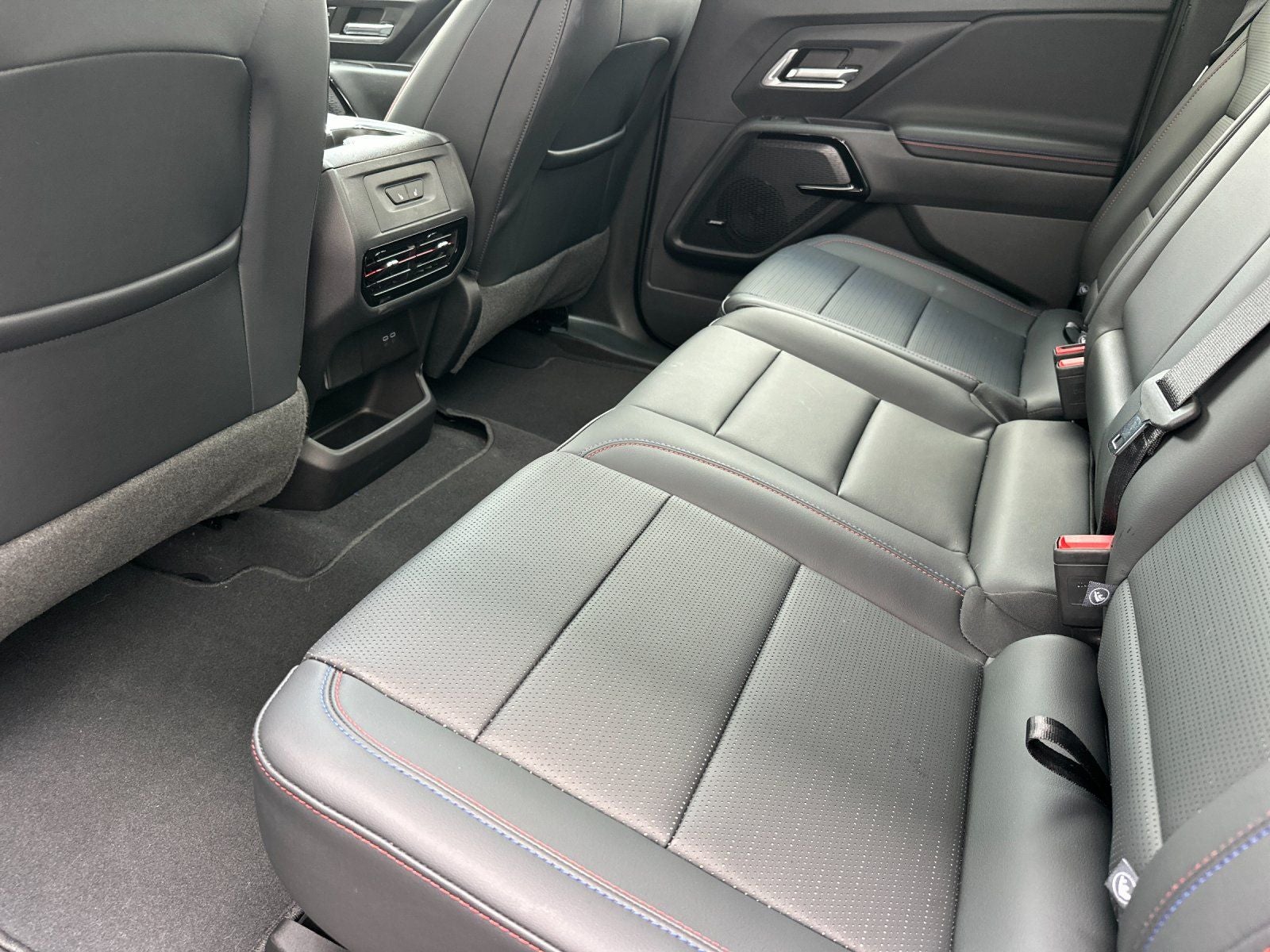 2024 Chevrolet Silverado EV RST