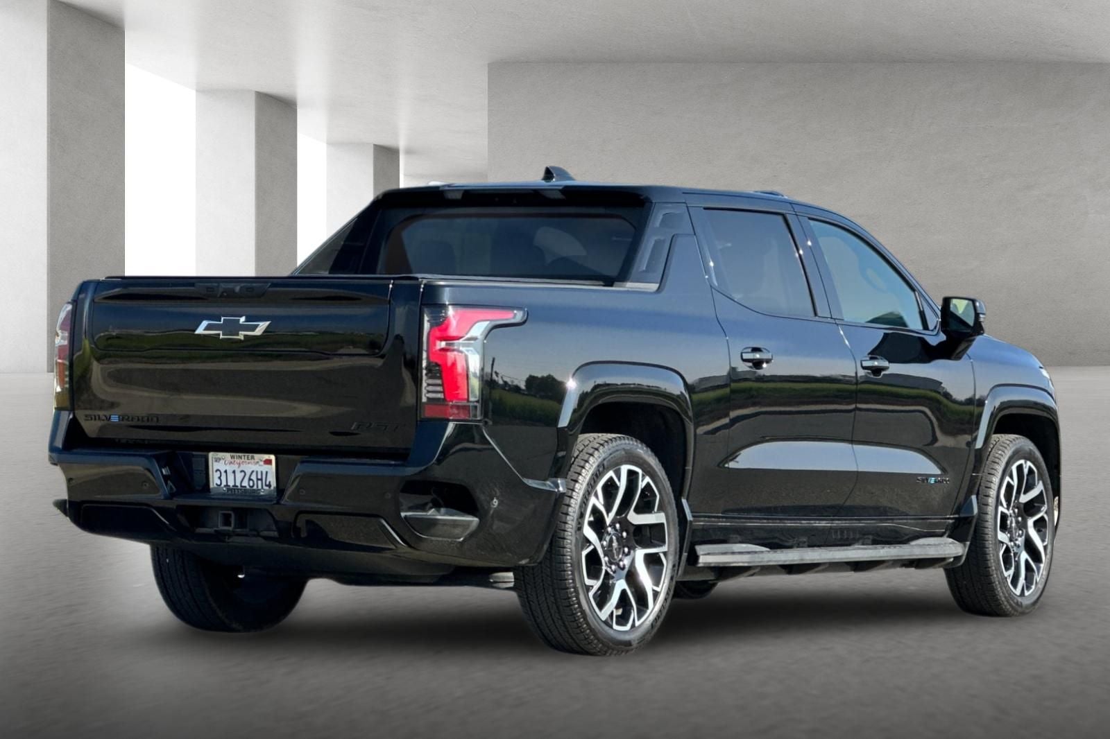 2024 Chevrolet Silverado EV RST