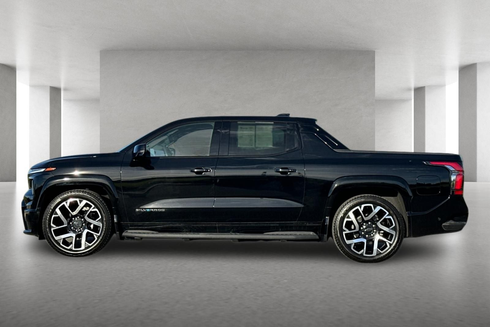 2024 Chevrolet Silverado EV RST