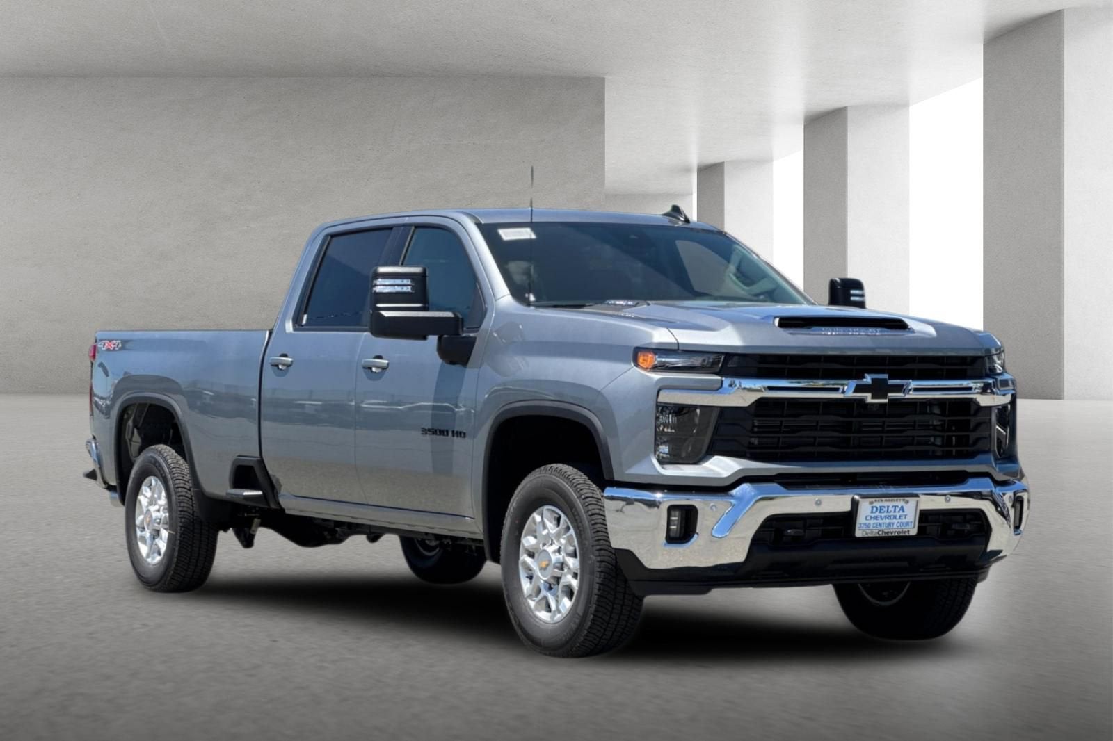 2026 Chevrolet Silverado HD LT 4WD Crew Cab Standard Box SRW's photo
