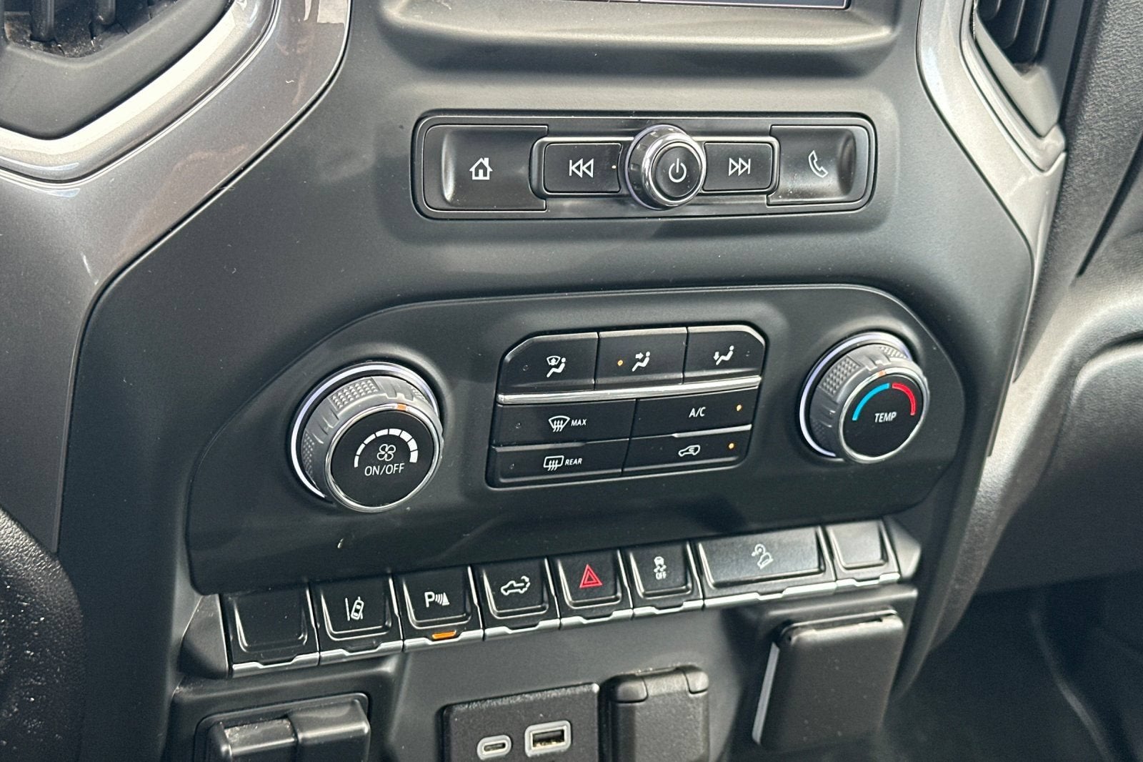 2024 Chevrolet Silverado 2500 HD Custom