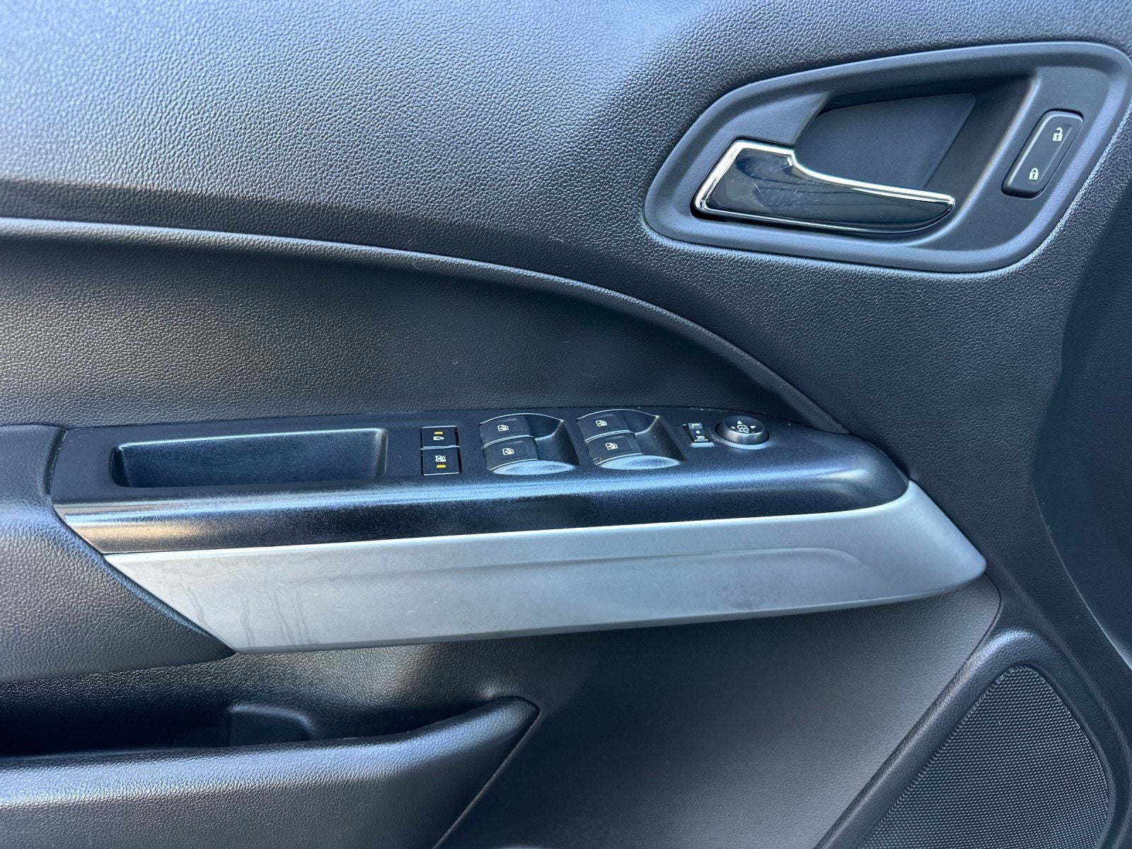 2017 Chevrolet Colorado LT