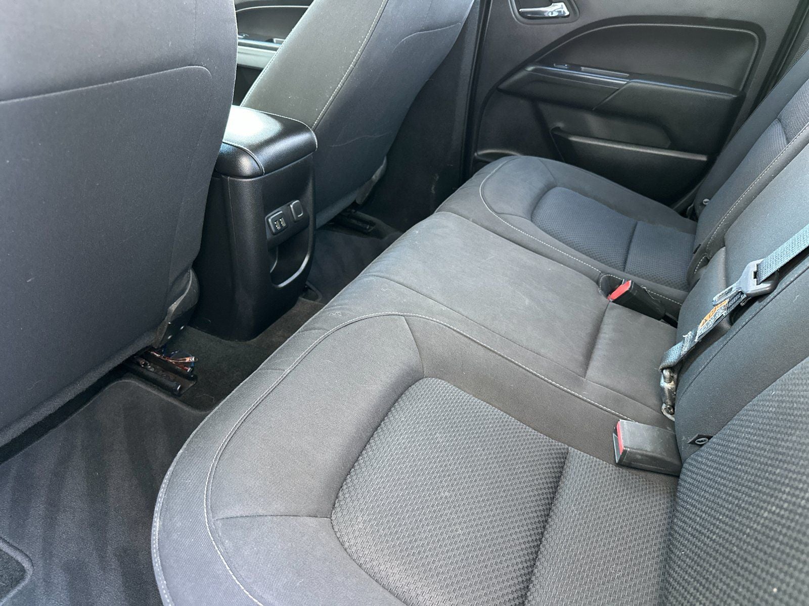 2017 Chevrolet Colorado LT