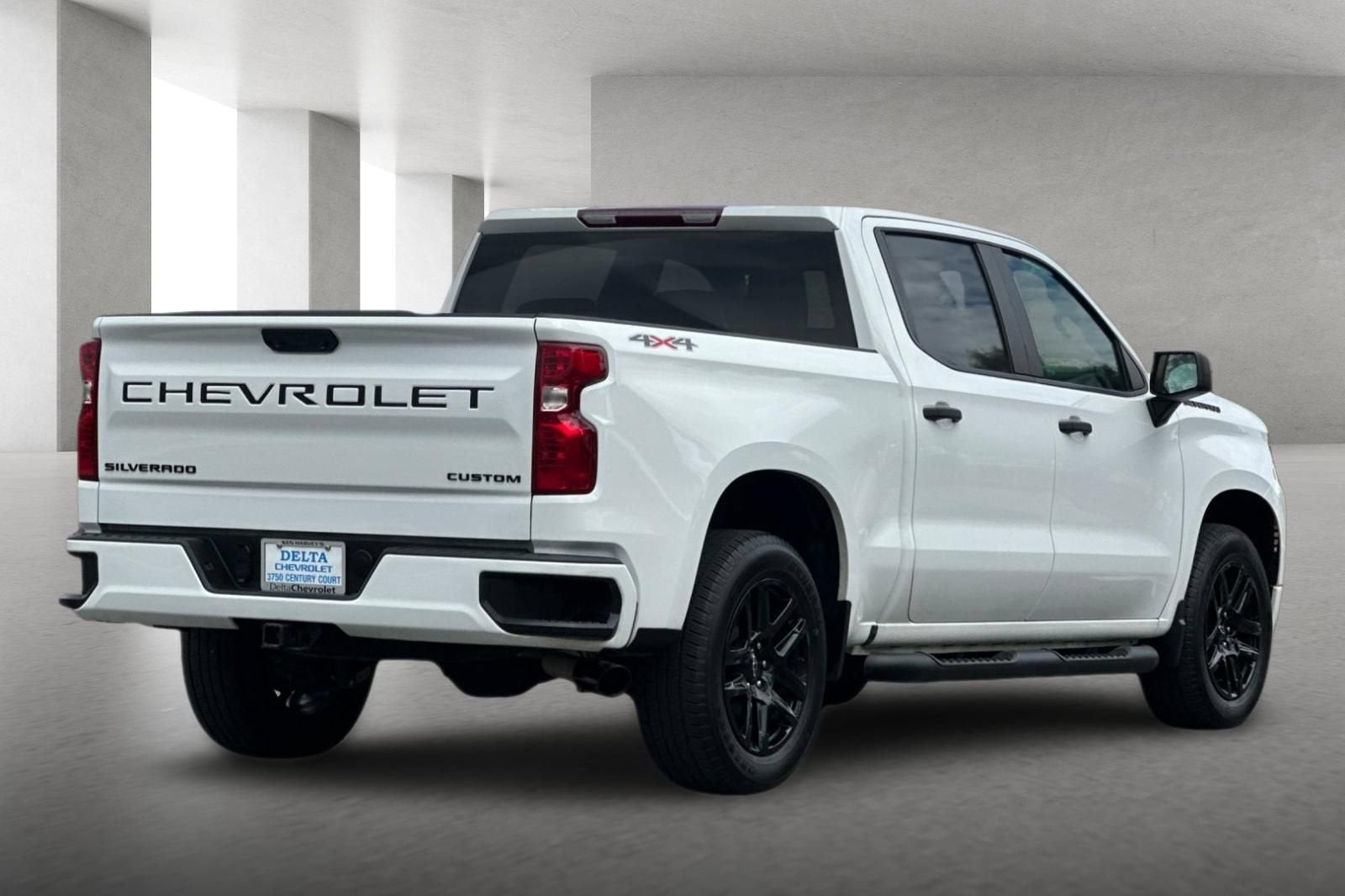 2023 Chevrolet Silverado 1500 Custom