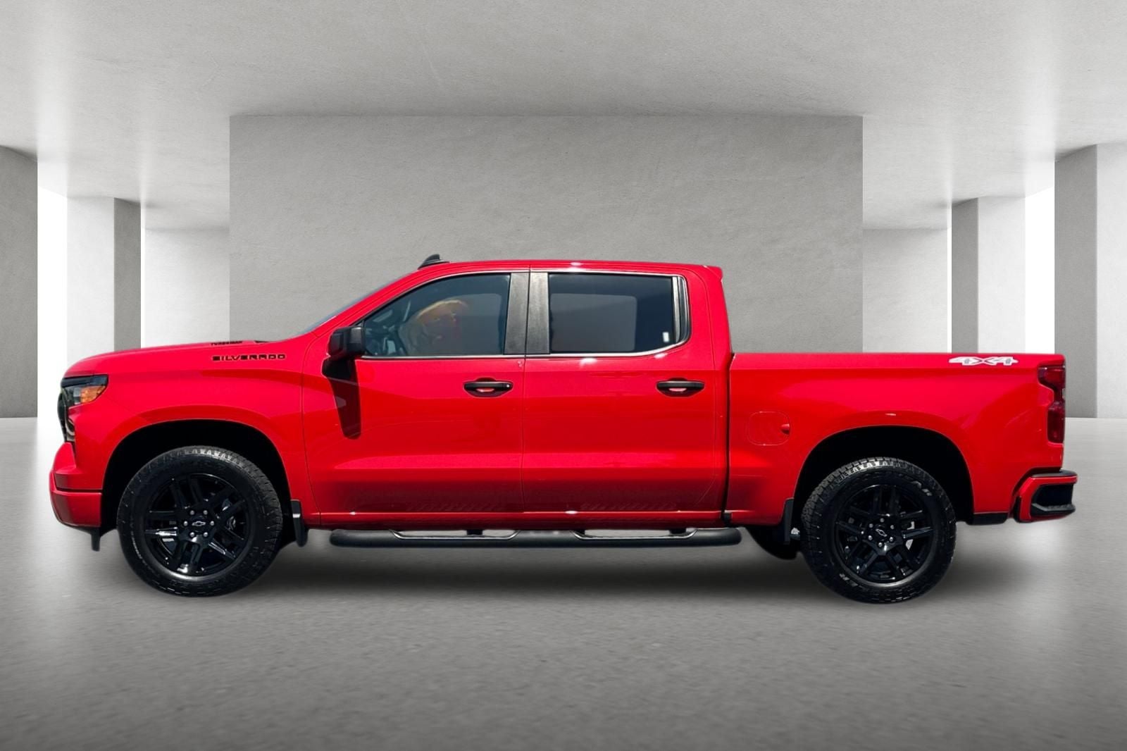 2025 Chevrolet Silverado 1500 Custom