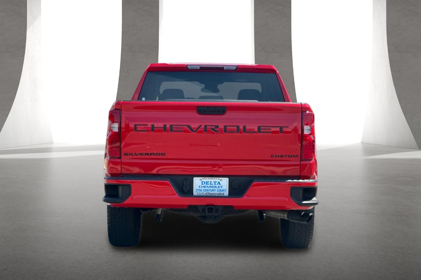 2025 Chevrolet Silverado 1500 Custom
