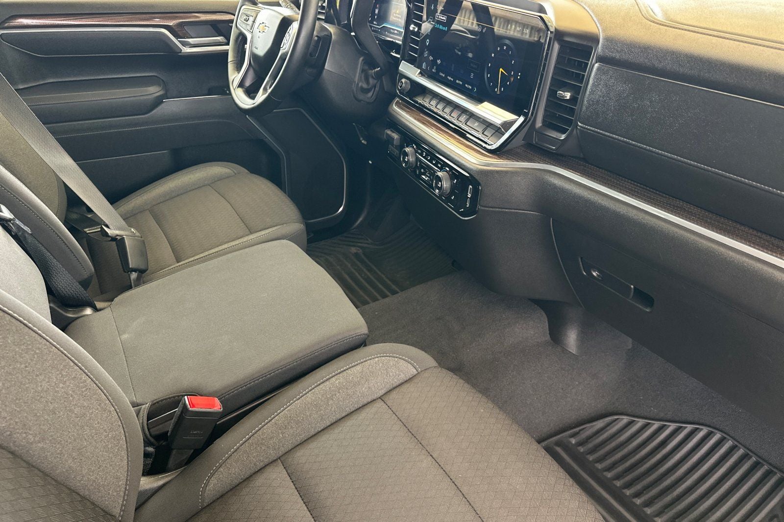 2025 Chevrolet Silverado 1500 LT (2FL)
