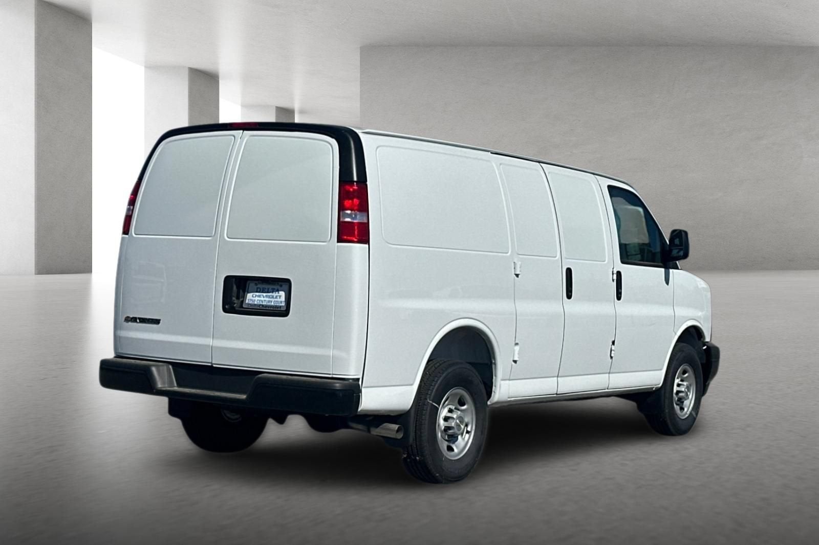 2026 Chevrolet Express Cargo WT
