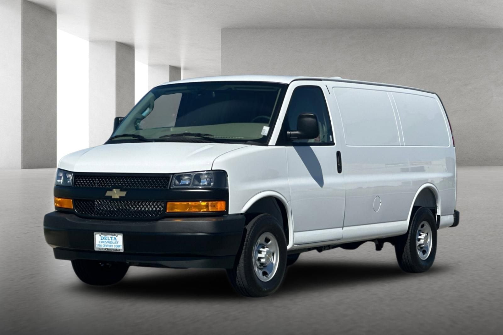 2026 Chevrolet Express Cargo WT