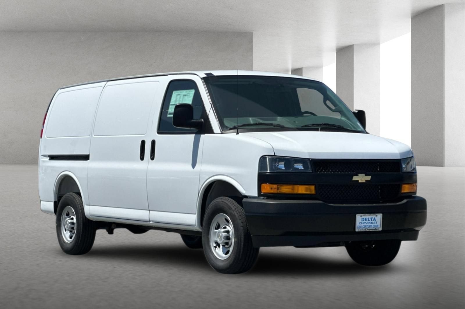 2026 Chevrolet Express Cargo WT