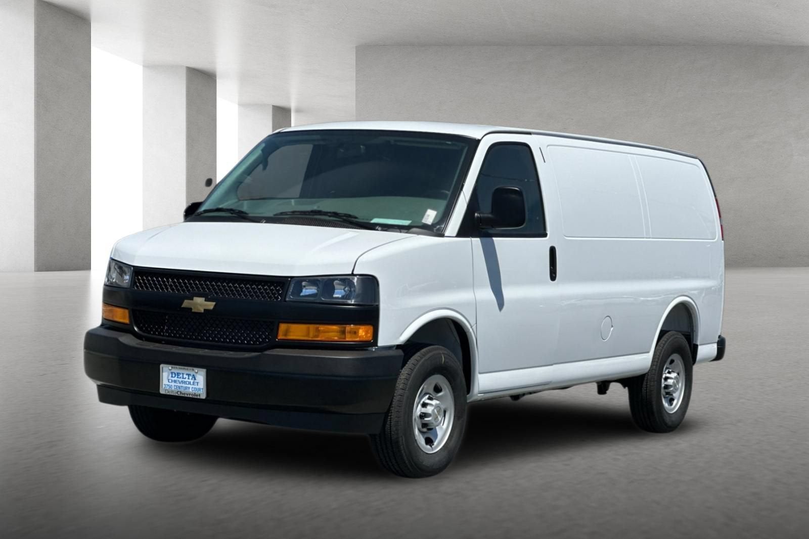 2026 Chevrolet Express Cargo Work Van - Photo 8