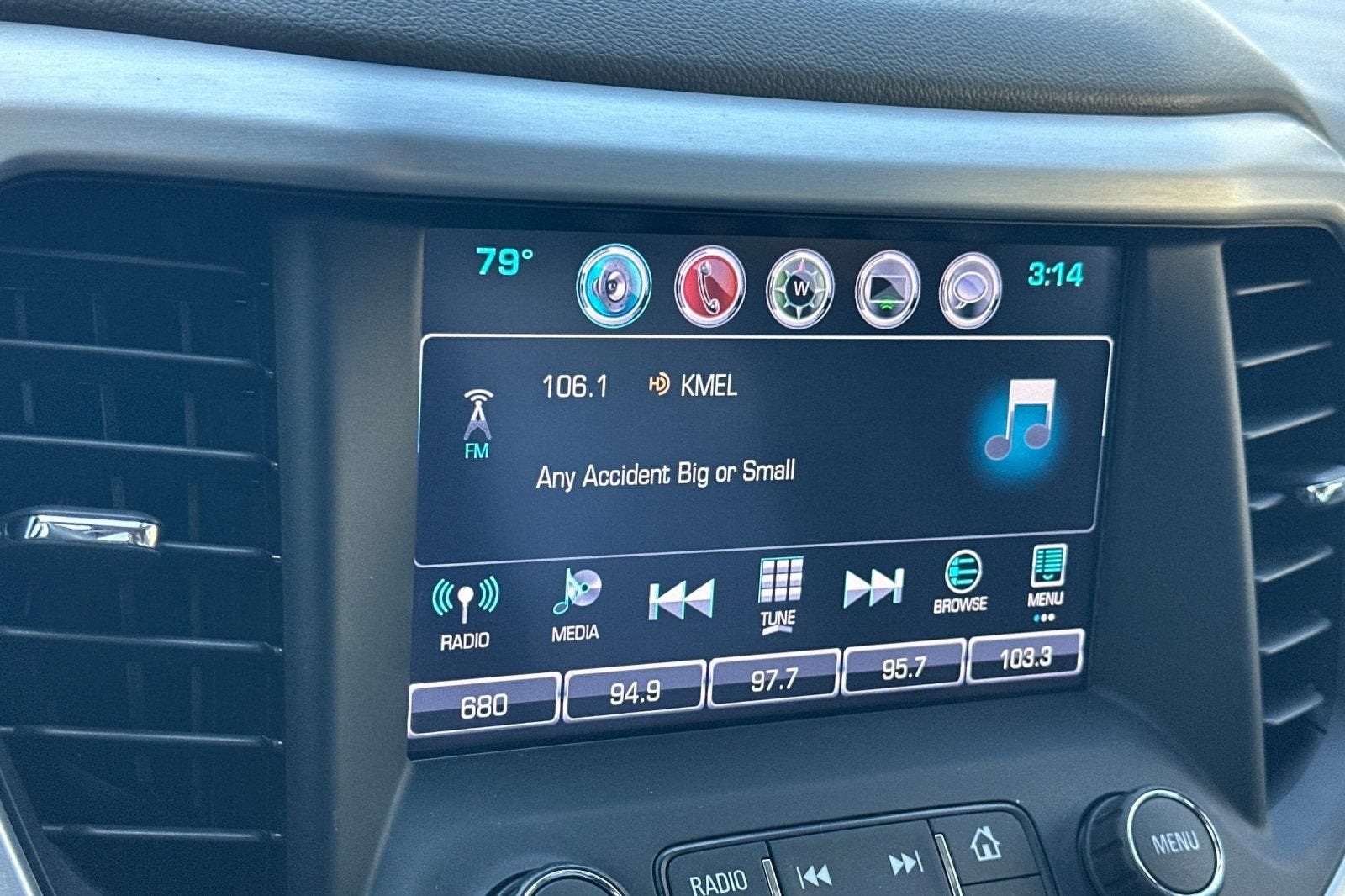 2017 GMC Acadia SLE