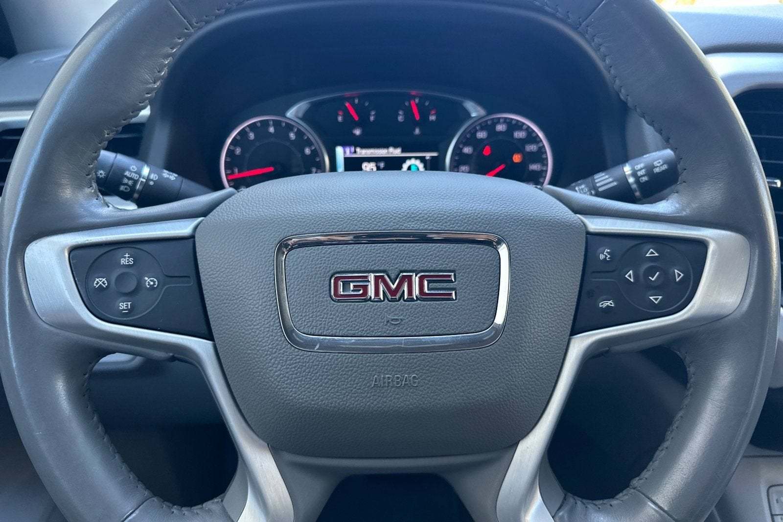 2017 GMC Acadia SLE