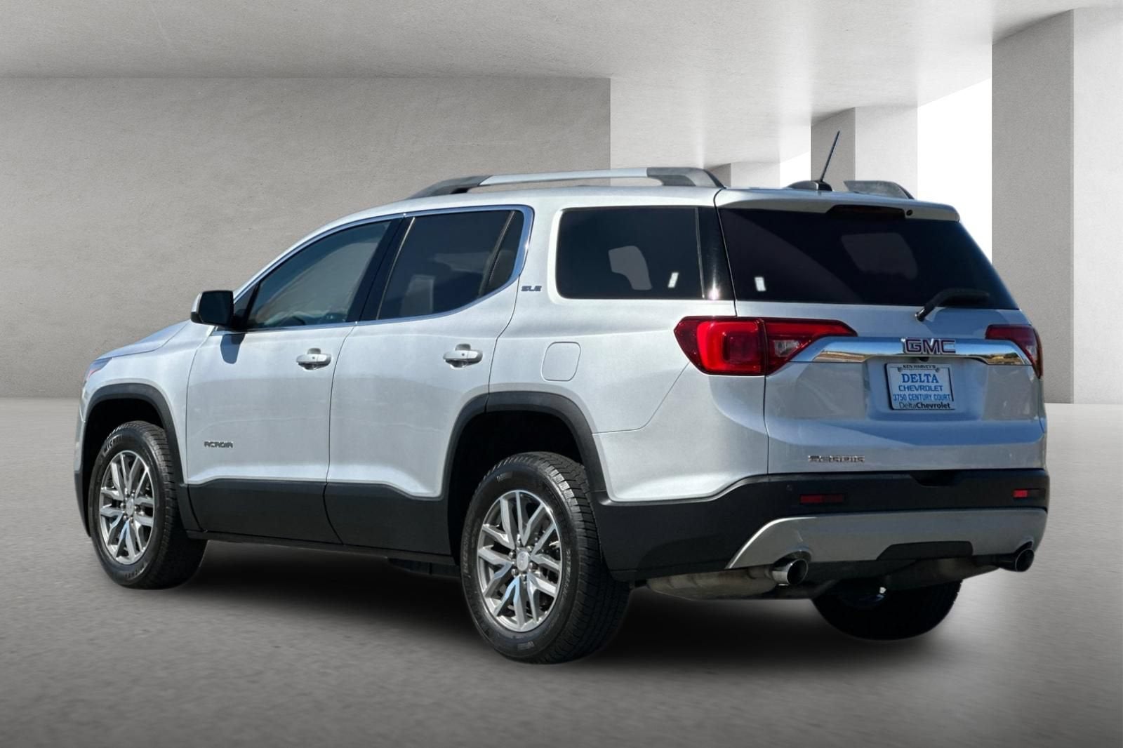 2017 GMC Acadia SLE