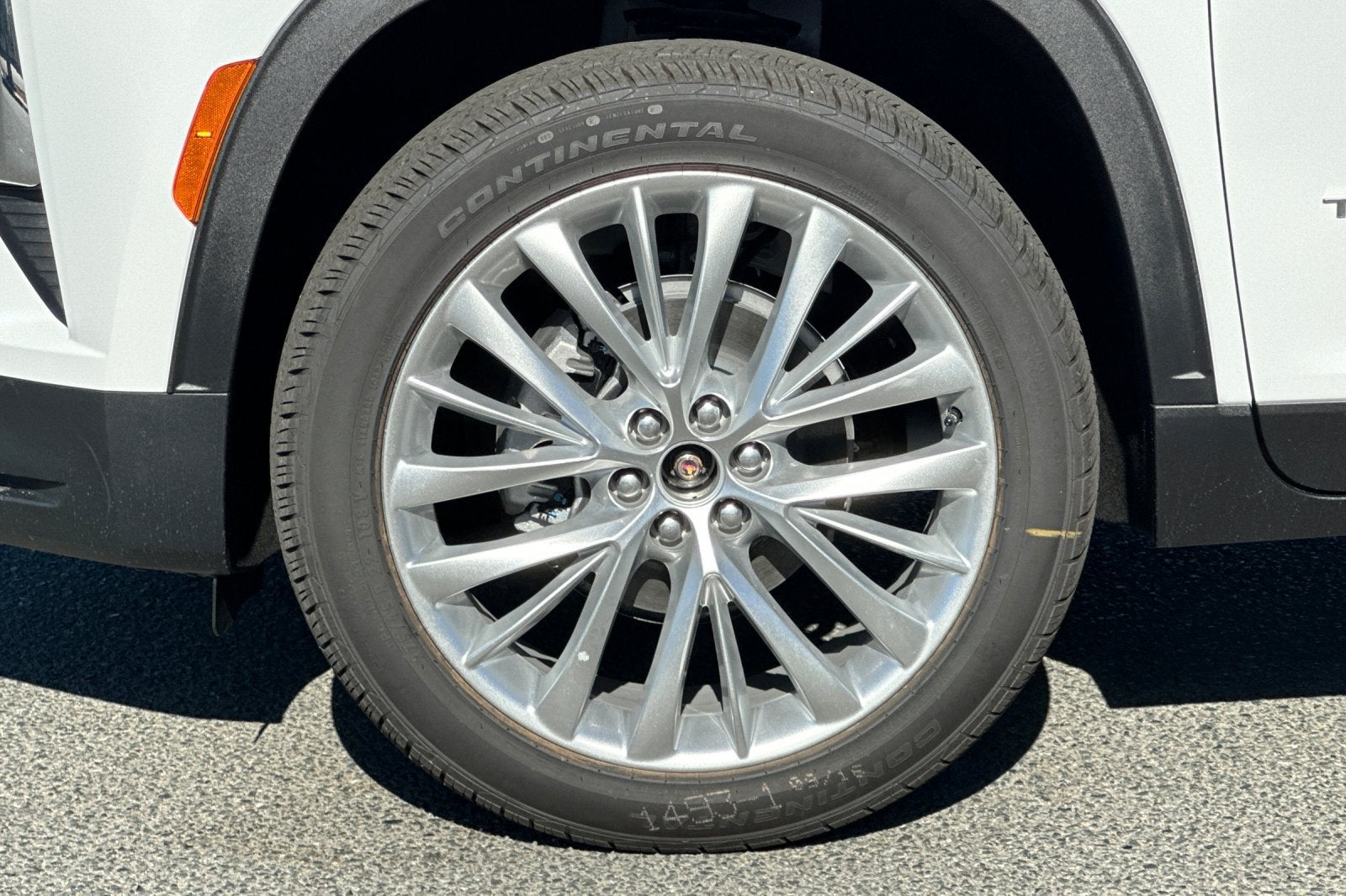 2027 Chevrolet Traverse LT - Photo 32
