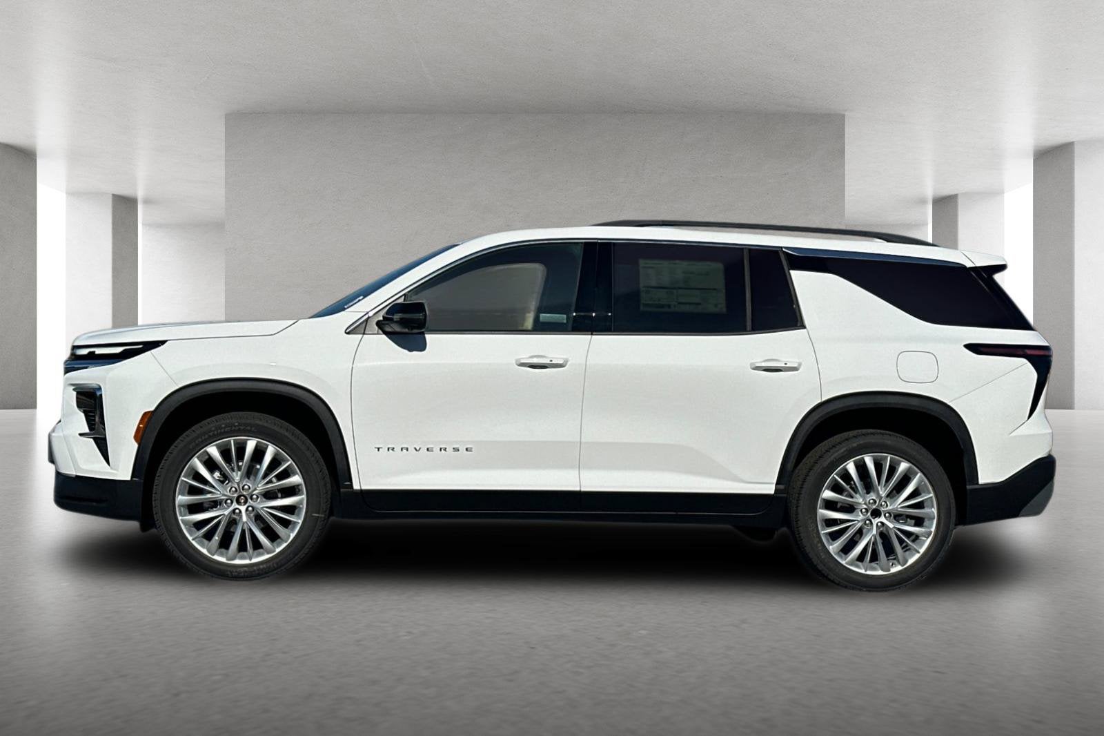 2027 Chevrolet Traverse LT - Photo 7