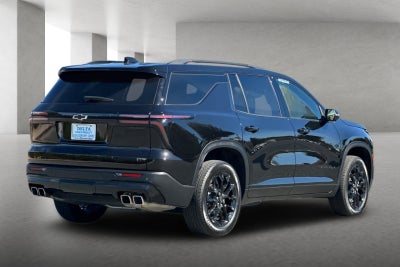 2024 Chevrolet Traverse LT