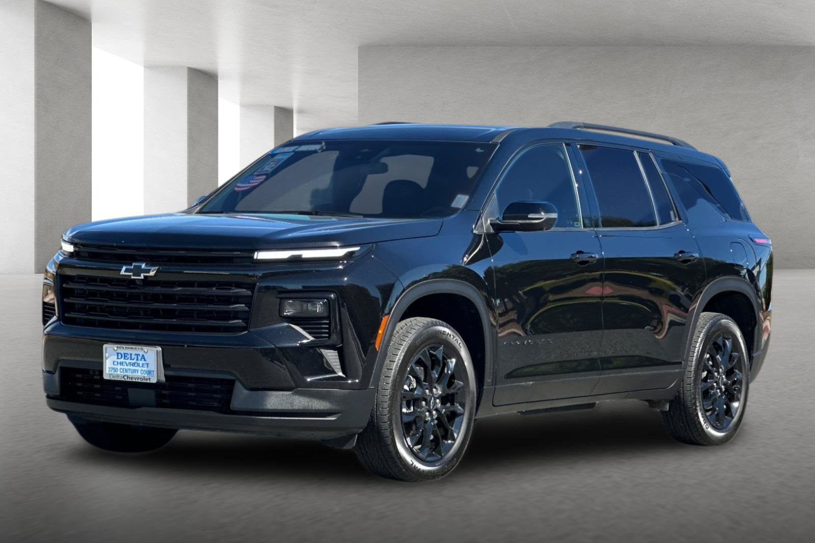 2024 Chevrolet Traverse LT