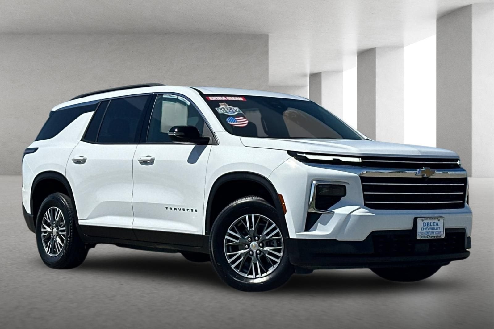 2025 Chevrolet Traverse LT