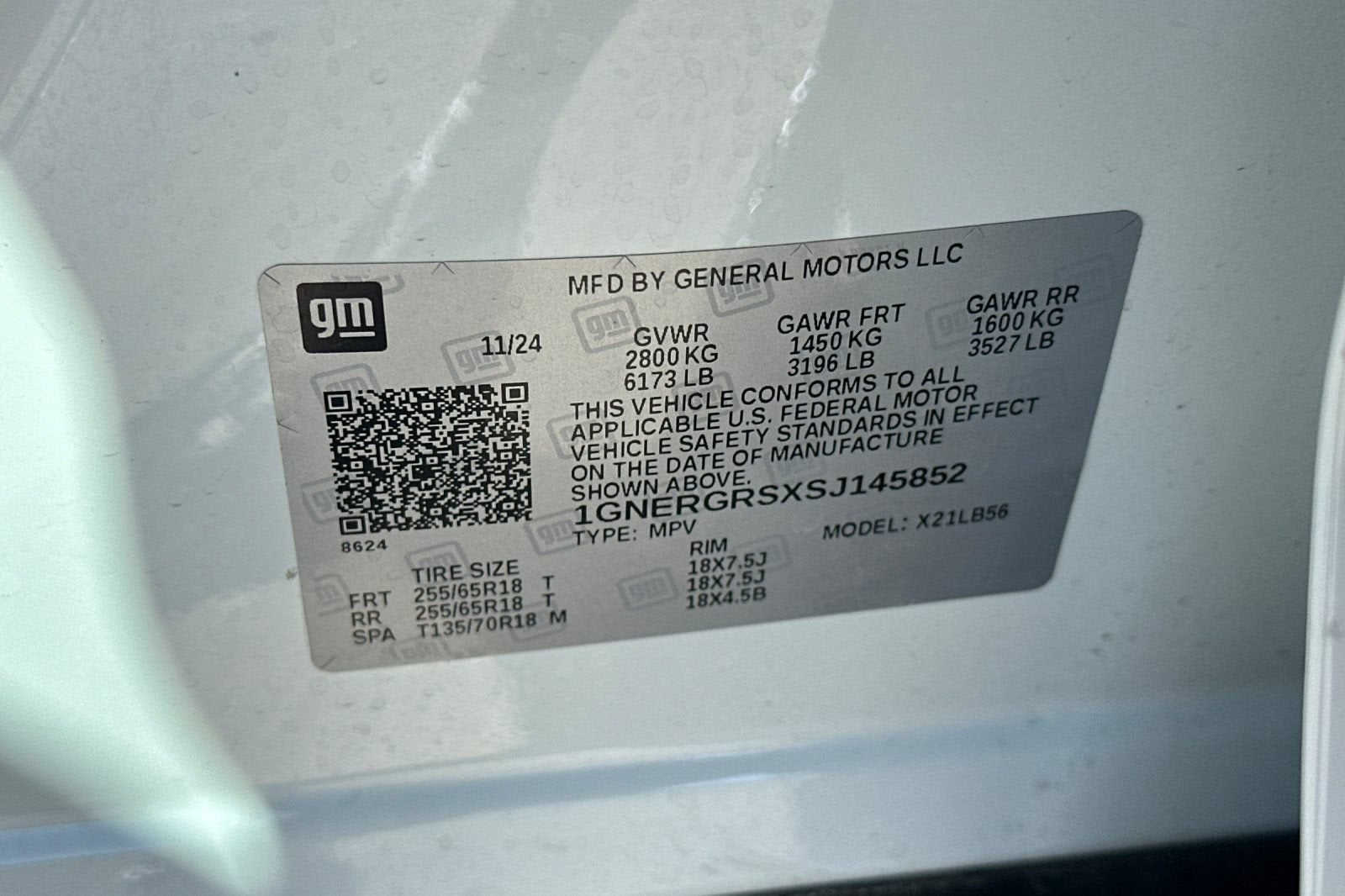 2025 Chevrolet Traverse LT