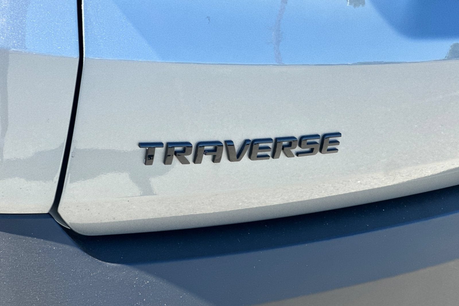 2023 Chevrolet Traverse RS