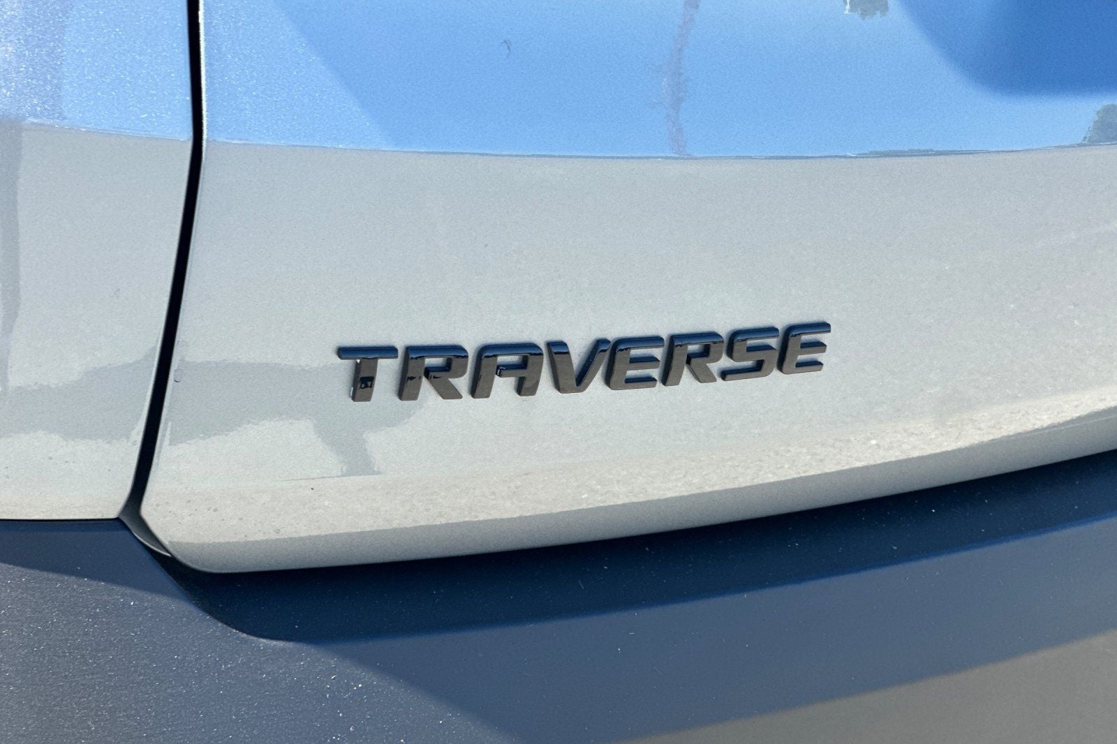 2023 Chevrolet Traverse RS