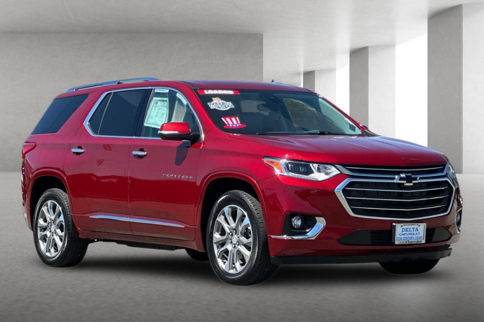 2021 Chevrolet Traverse FWD Premier's photo