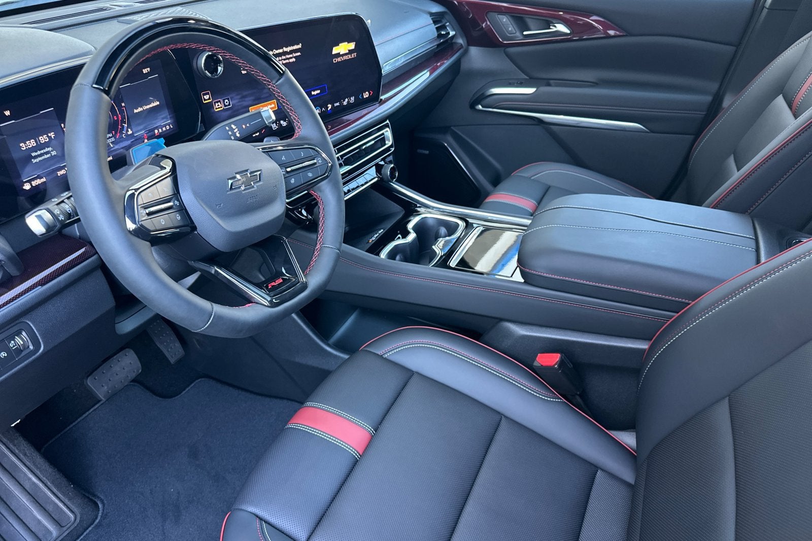 2027 Chevrolet Traverse RS