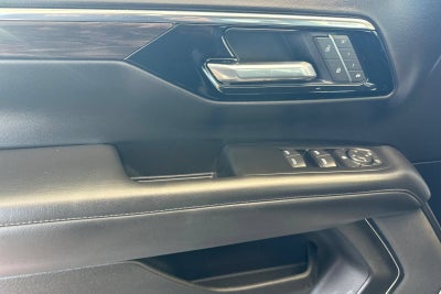 2025 Chevrolet Suburban LT