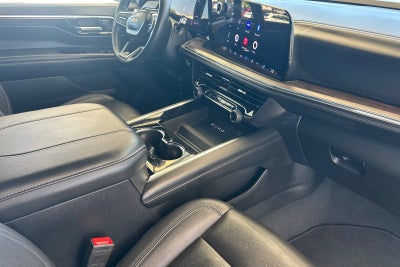 2025 Chevrolet Suburban LT