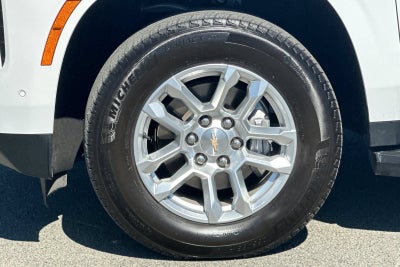 2025 Chevrolet Suburban LT