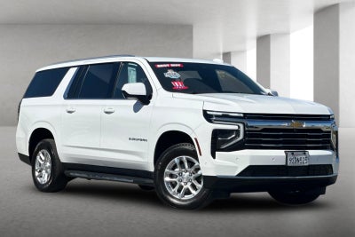2025 Chevrolet Suburban LT