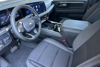 2027 Chevrolet Suburban LS