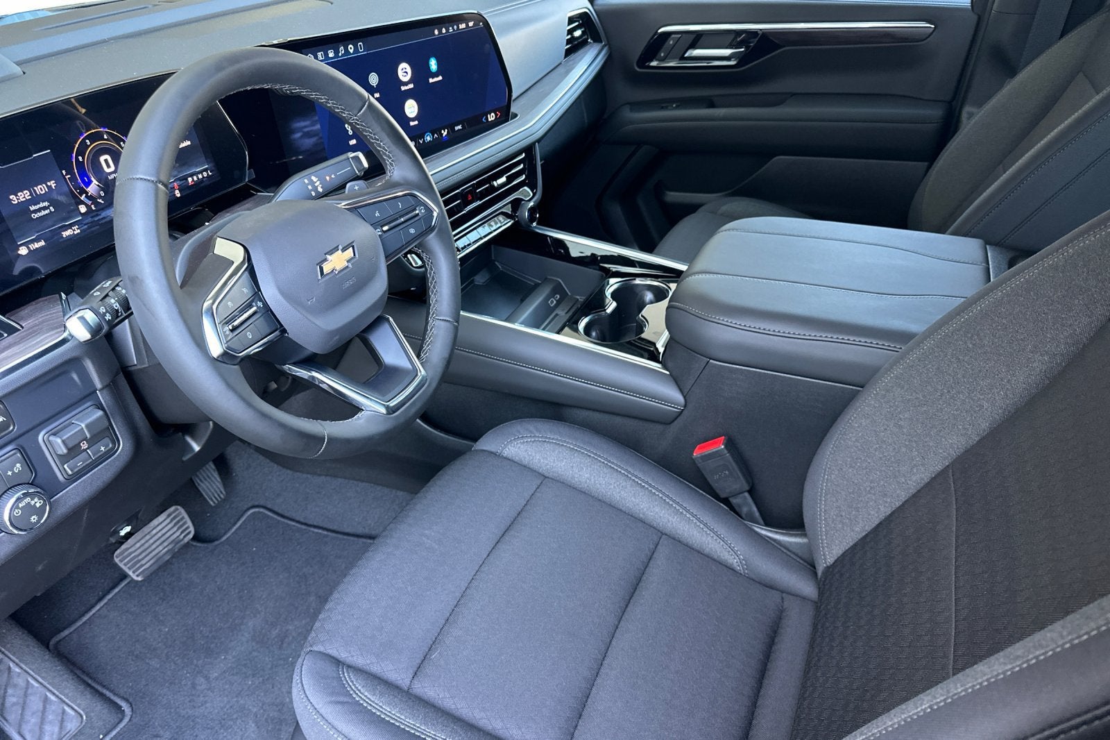 2027 Chevrolet Suburban LS