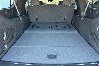 2027 Chevrolet Suburban LS