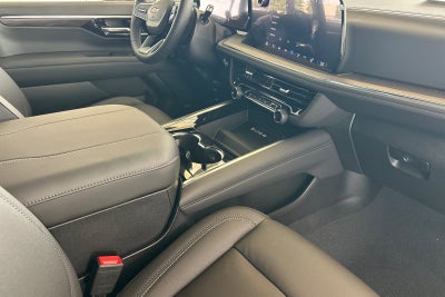 2026 Chevrolet Suburban LT
