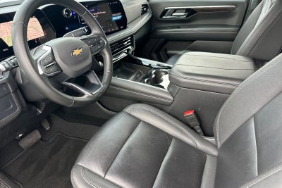 2025 Chevrolet Suburban LT