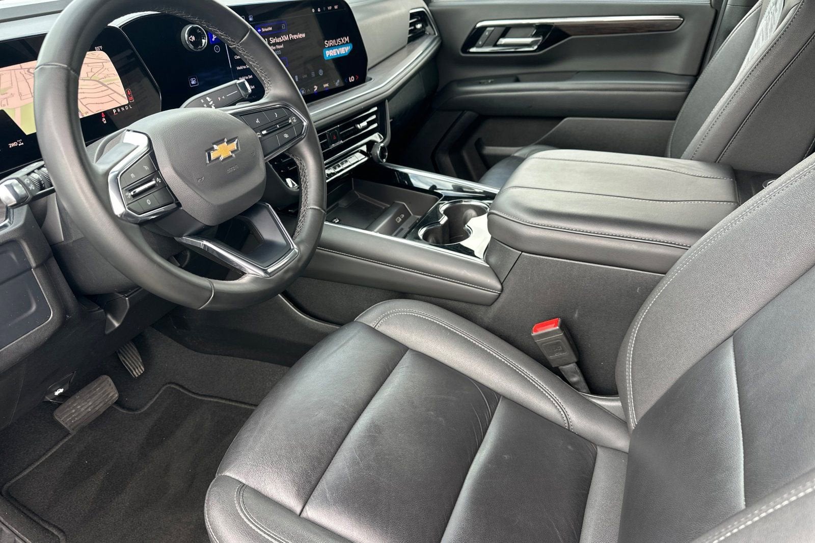2025 Chevrolet Suburban LT