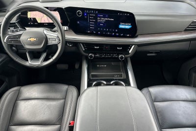 2025 Chevrolet Suburban LT