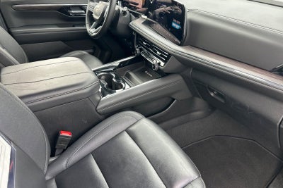 2025 Chevrolet Suburban LT