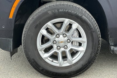 2025 Chevrolet Suburban LT