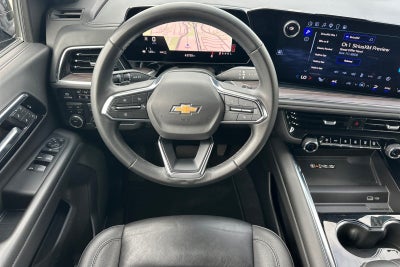 2025 Chevrolet Suburban LT